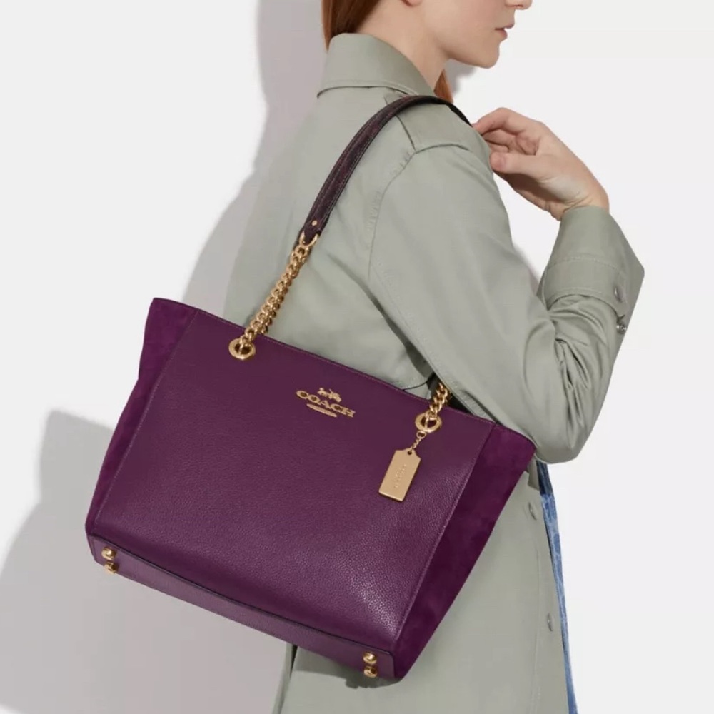 Coach Cammie Tote, magneta like new